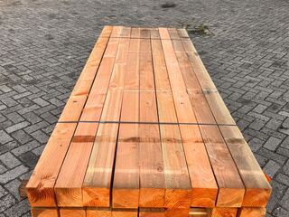 Ca. 26x Douglas Balken Fijnbezaagd, 120x120mm, Lengte 300cm